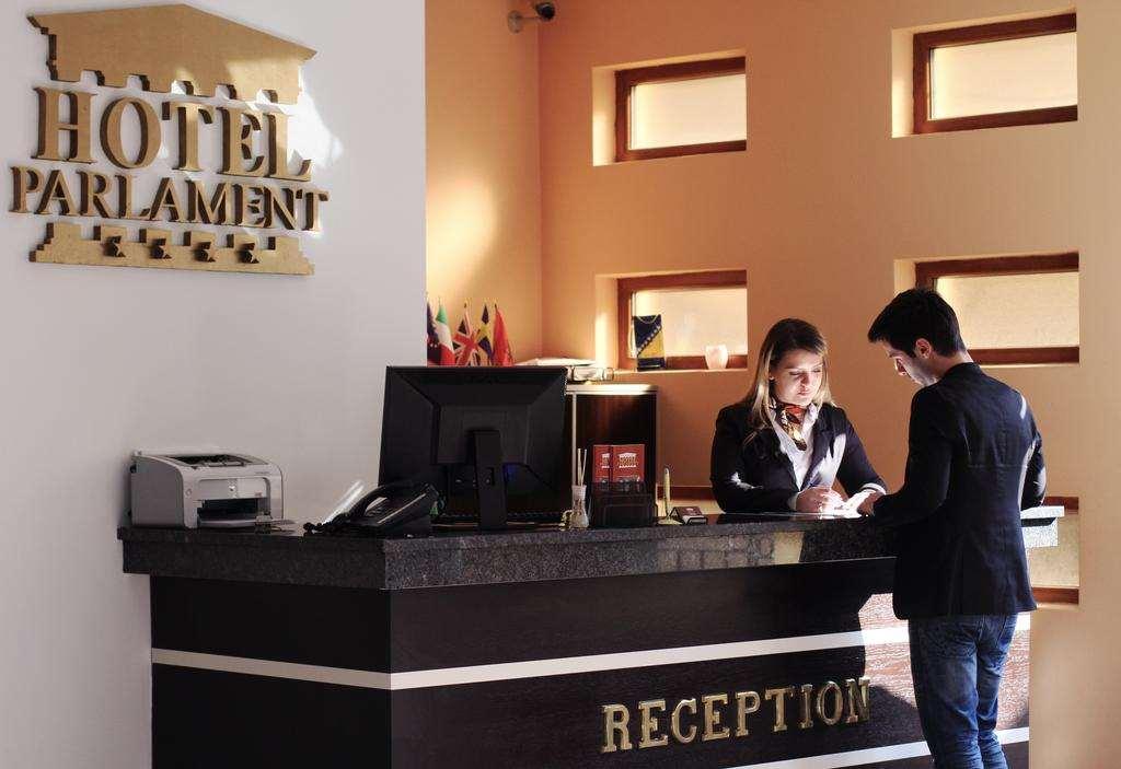 Hotel Parlament Pristina Interiør billede